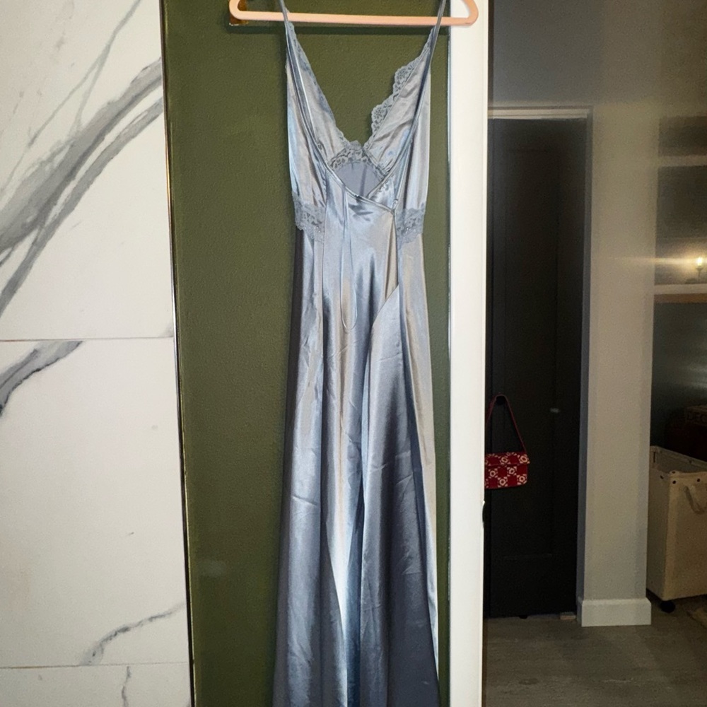 Elegant Blue Lace Trim dress - Picture 2 of 2